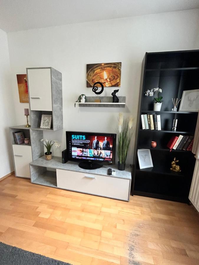 Danube Dwelling Akacfa 26 - Private Indoor Garage Apartment Budapest Exterior photo